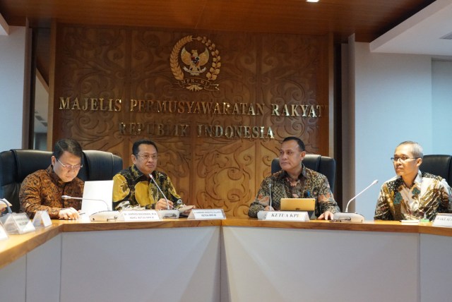 Ketua KPK, Firli Bahuri, bertemu dengan Ketua MPR, Bambang Soesatyo, Selasa (14/1/2020). Foto: Helmi Afandi/kumparan
