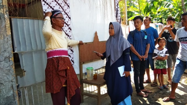 Pak Puji, penjaga Keraton Agung Sejagad