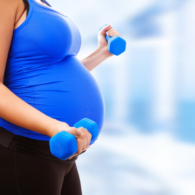 Ilustrasi ibu hamil berolahraga PTR Foto: Shutterstock