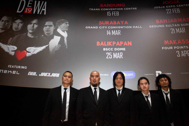 Konferensi pers Dewa 19 tentang '20 Tahun Bintang Lima Tour 2020' di FX Sudirman, Jakarta Pusat, Rabu (15/1). Foto: ANTARA FOTO/Dhemas Reviyanto