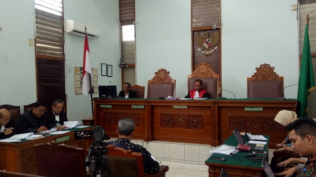 Gugatan praperadilan eks sekretaris MA Nurhadi di Pengadilan Negeri Jakarta Selatan. Foto:  Aprilandika Pratama/kumparan