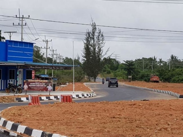 Pos Lantas Batu 16 telah dipasang CCTV untuk memantau arus lalu-lintas arah Tanjungpinang-Pantai Trikora dan Kijang-Tanjunguban. (Foto: Ary/Batamnews)