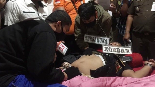 Rekonstruksi pembunuhan hakim PN Medan Jamaluddin
