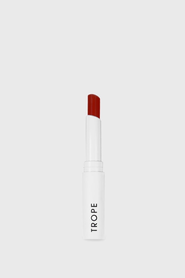 Pakai 5 Lipstick Merah dari Brand Lokal Ini Agar Perayaan Imlek Lebih Meriah (556368)