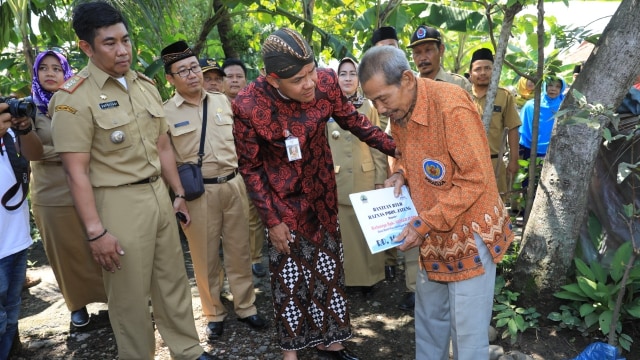 Cara Jawa Tengah Turunkan Angka Kemiskinan dengan Zakat ASN (377891)