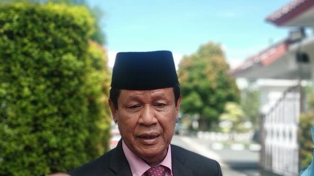 Pelaksana tugas (Plt) Gubernur Kepulauan Riau Isdianto. Foto : Ismail/kepripedia.con