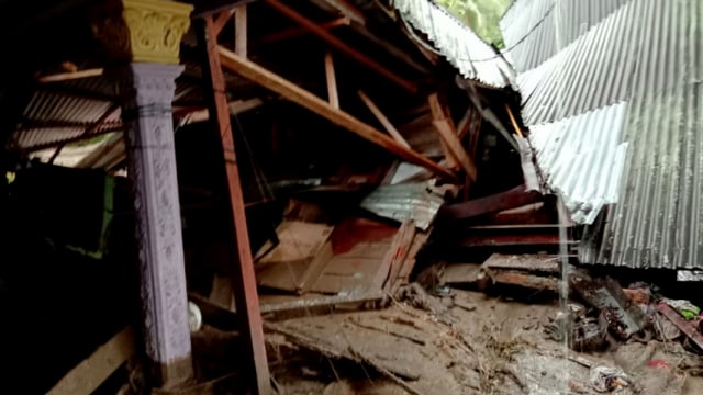 Rumah warga yang terdampak banjir bandang di Kabupaten Tanah Datar, Sumatera Barat (Foto: Dok. BPBD)