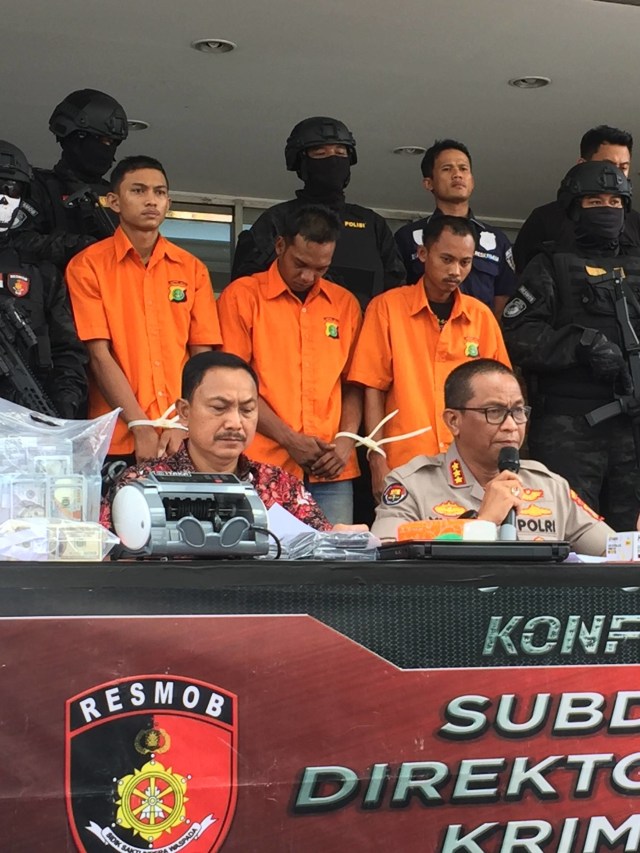 Jumpa Pers Kasus Pencurian Mobil Sopir Taksi Online di Polda Metro Jaya, Jumat (17/1). Foto: Raga Imam/kumparan