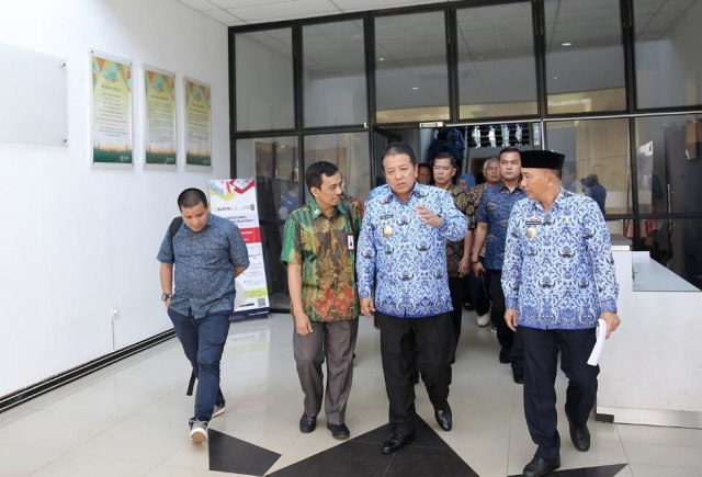 Gubernur Lampung gelar sidak ke Dinas Bina Marga dan Bina Konstruksi, Jumat (17/1) | Foto : Adpim Pemprov Lampung