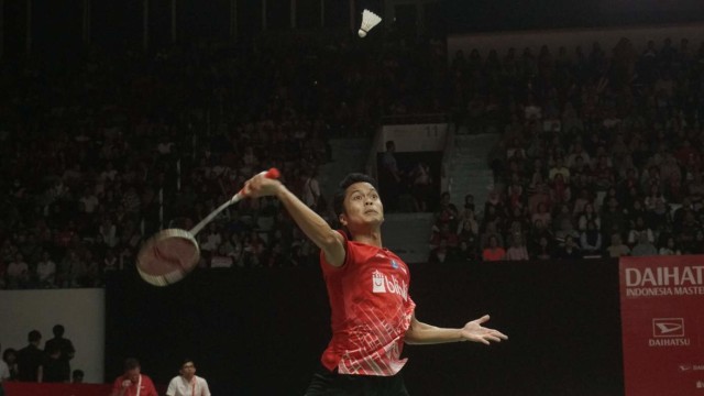 Tunggal putra Indonesia, Anthony Ginting dalam laga Indonesia Masters 2020, Sabtu (18/1). Foto: Iqbal Firdaus/kumparan