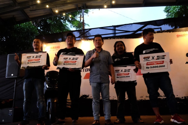 Para pemenang kelas Master Yamaha  Foto: Bangkit Jaya Putra/kumparan