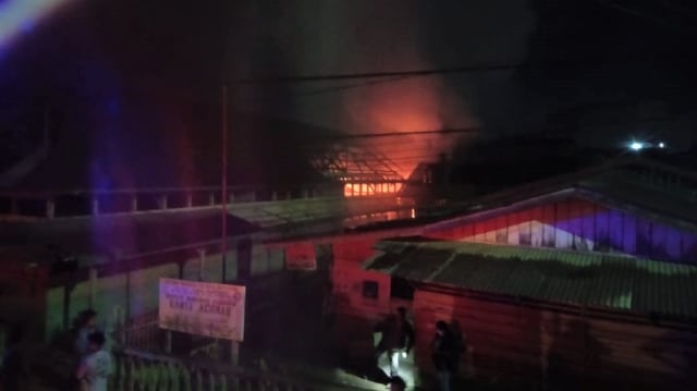 SMK Banda Achmad Aceh Tamiang Terbakar, 2 Ruang Kelas Hangus (5674)