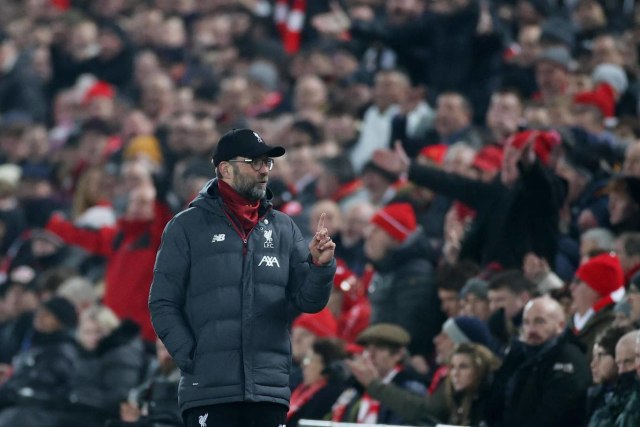 Juergen Klopp dalam laga melawan Manchester United (Foto: Reuters)