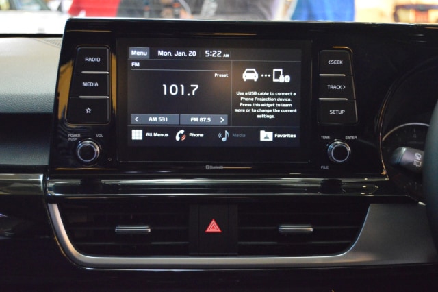 10 Modal Kia Seltos untuk Lawan Honda HR-V (8595)