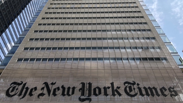 Ilustrasi kantor koran The New York Times. Foto: AFP/ Daniel SLIM