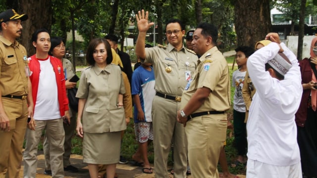 Anies Baswedan tinjau Taman Puring