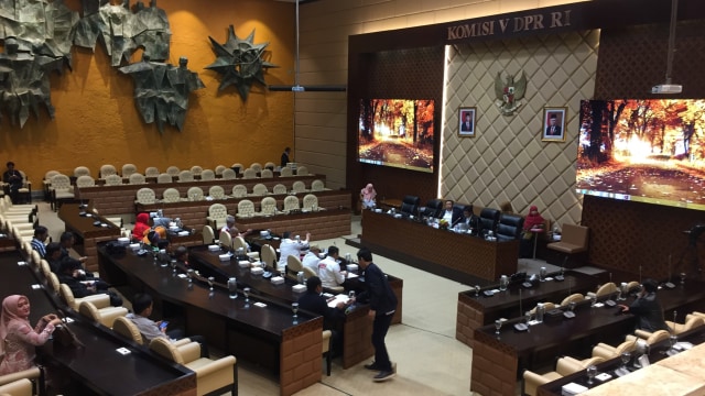 Rapat komisi V DPR RI dengan perwakilan pengemudi ojek online. Foto: Moh Fajri/kumparan