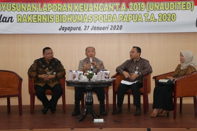 Diskusi panel laporan keuangan 2019 di jajaran Mapolda Papua. (Dok: Polda Papua)