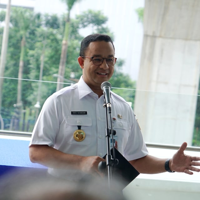 Gubernur DKI Jakarta Anies Baswedan meresmikan pencanangan pembangunan integrasi antara TransJakarta dan MRT di Stasiun Asean, Jakarta, Rabu (22/1/2020). Foto: Helmi Afandi/kumparan