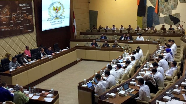 Komisi II DPR Minta Kemendagri Jadi Leading Sector Pemindahan Ibu Kota (66930)