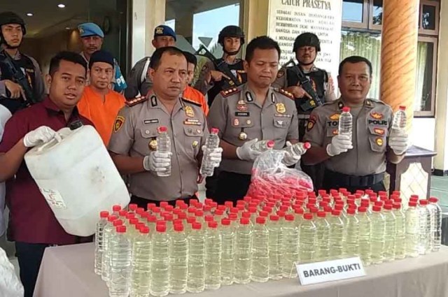 Oplos Air Sumur dengan Etanol, Dua Orang di Banyuwangi Diringkus