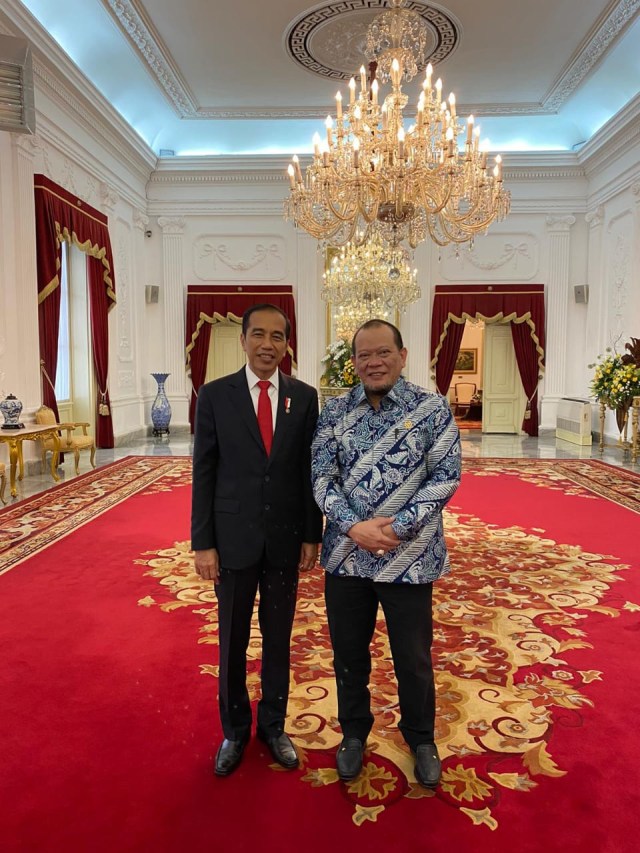 Ketua DPD La Nyalla Mattalitti temui Presiden Jokowi di Istana Merdeka. Foto: Dok. Istimewa