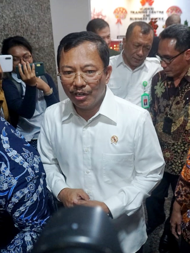 Menteri Kesehatan dokter Terawan saat inspeksi ke Gedung BRI 2 setelah muncul dugaan adanya virus corona. Foto: Irfan Adi Saputra/kumparan