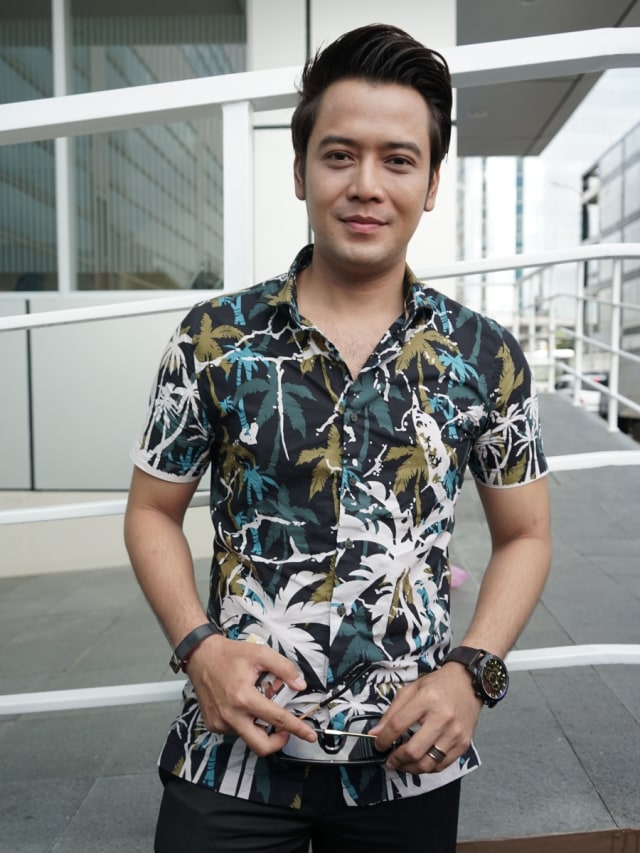 Artis Kriss Hata saat ditemui dikawasan Tendean, Jakarta, Kamis, (23/1). Foto: Ronny/kumparan