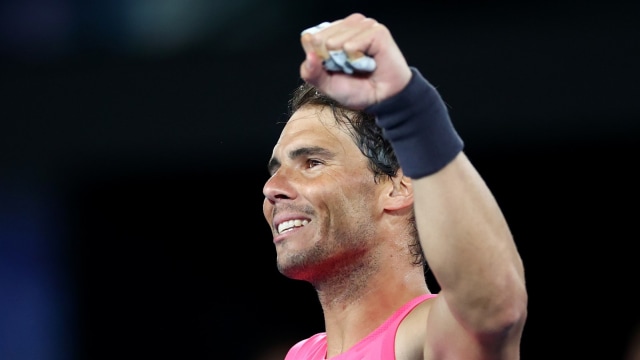 Rafael Nadal pada pertandingan babak kedua Australian Open 2020. Foto: Kai Pffafenbach/Reuters