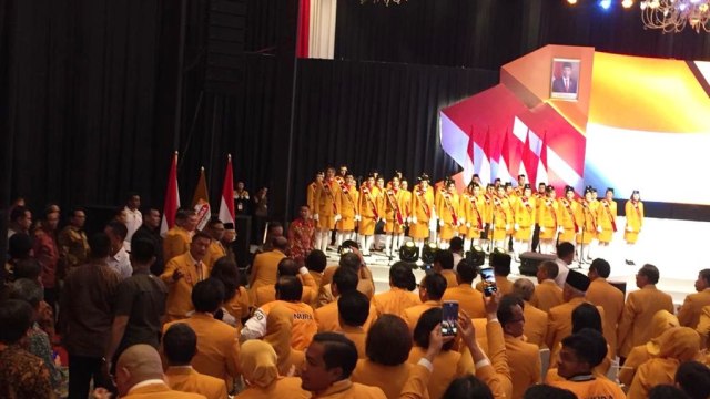 Jokowi dan Ma'ruf Amin Hadiri Pelantikan Pengurus Hanura 2019-2024 (2089)