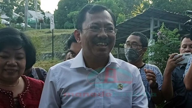 Menteri Kesehatan Letjen TNI (Purn) Dr. dr. Terawan Agus Putranto, Sp. Rad. (K) berada di RSUP Prof Kandou, Kota Manado, Sulawesi Utara (foto: febry kodongan/manadobacirita)