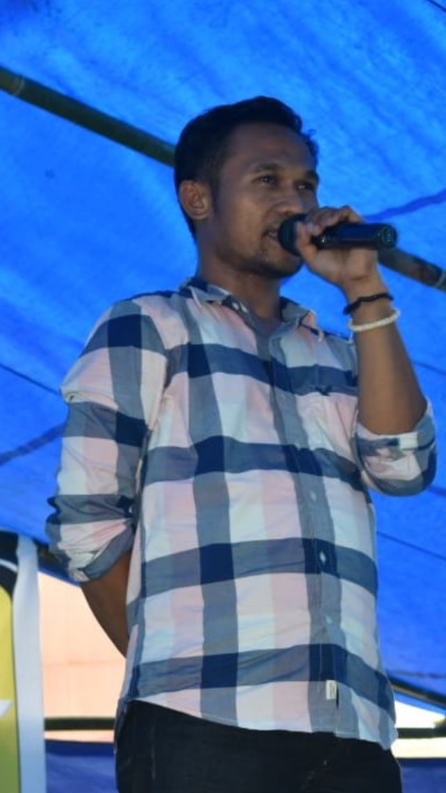 aswadi adam 1.jpeg