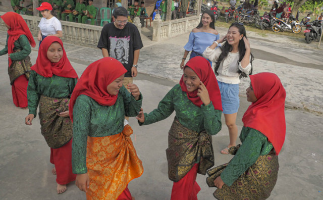 Geliat Kampung Zapin: Pusat Tarian Perpaduan Melayu-Arab di Riau (565168)
