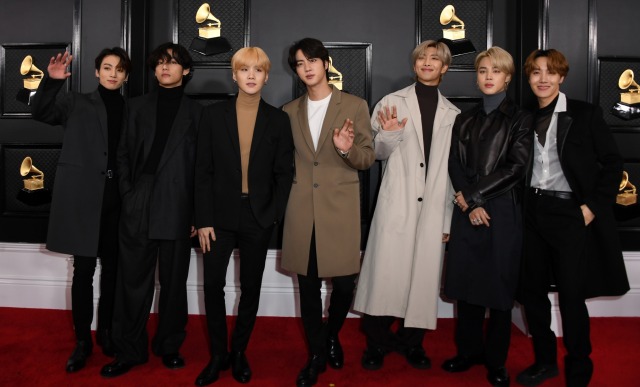 BTS di ajang Grammy Awards Ke-62 di Los Angeles, California, Minggu (26/1/2020). Foto: AFP/VALERIE MACON