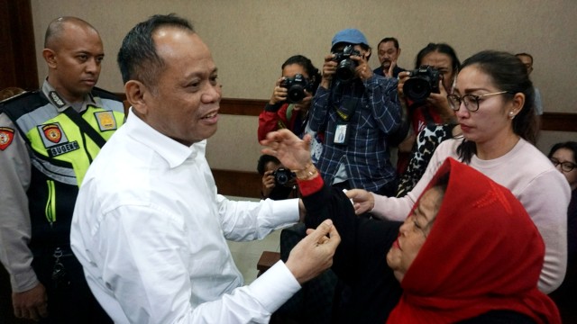 Foto: Gaya Habil Marati Usai Divonis 1 Tahun Penjara (57935)