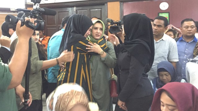 Fairuz A Rafiq usai memberikan kesaksian kasus ikan asin di Pengadilan Negeri Jakarta Selatan. Foto: Sarah Yulianti Purnama/kumparan