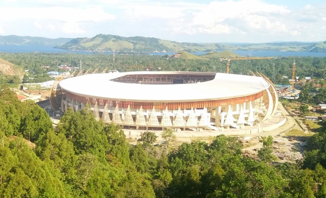 Salah satu venue PON XX Papua, yakni Stadion Papua Bangkit di Sentani, Kabupaten Jayapura. (Foto Alan)