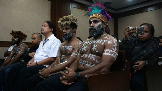 Sidang putusan sela kasus dugaan makar Papua di Pengadilan Negeri Jakarta Pusat, Senin (27/1).  Foto: Nugroho Sejati/kumparan 