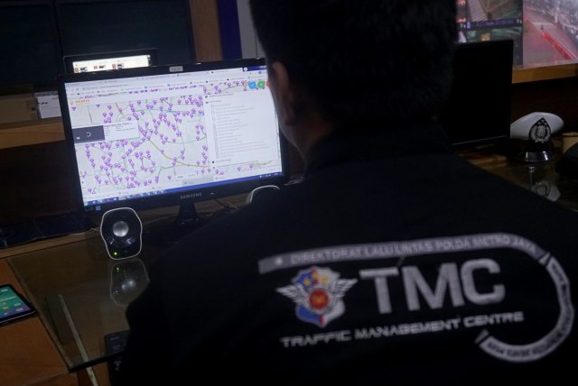 Foto: Melihat Pusat Komando ETLE yang Bidik Pemotor Bandel di Jakarta (759990)