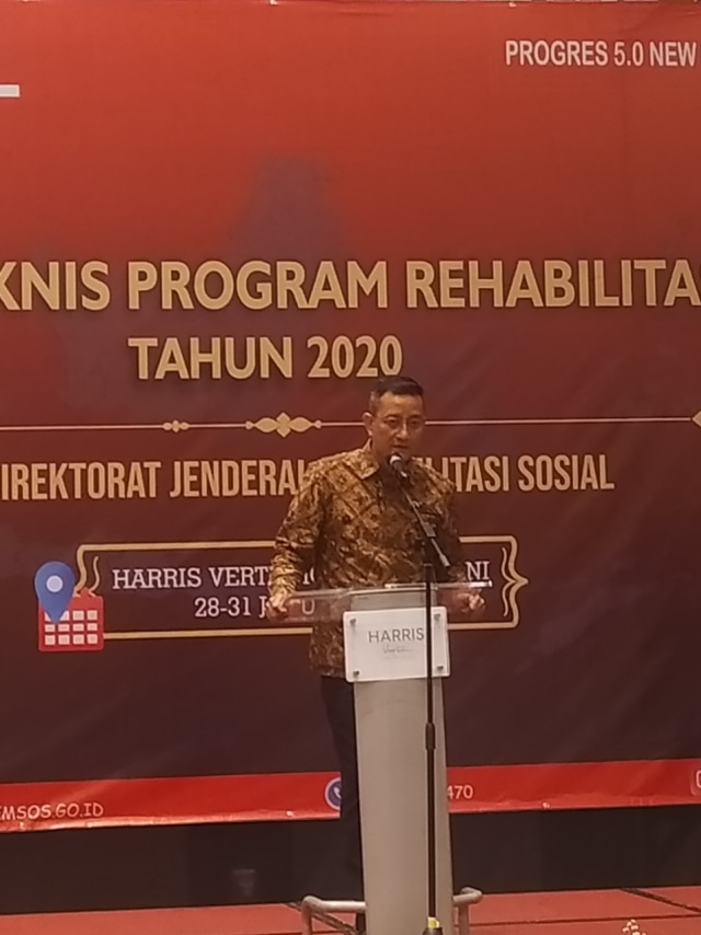 Menteri Sosial Juliari Batubara membuka Rapat Kerja Teknis Program Rehabilitasi Sosial Tahun 2020 di Harris Vertu Hotel, Jakarta Pusat, Selasa (28/1). Foto: Maulana Ramadhan/kumparan