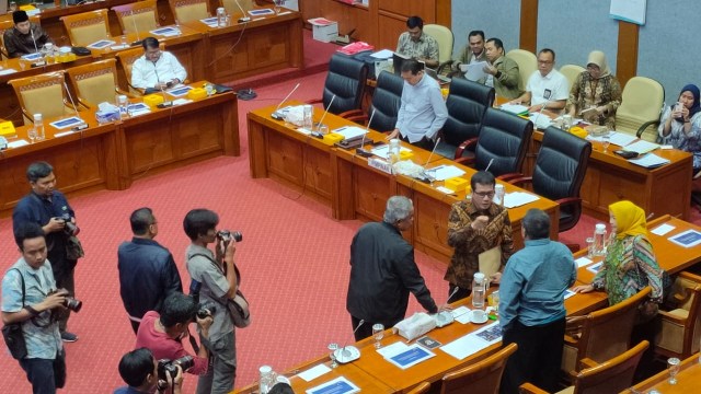 Rapat kerja Komisi X DPR RI dengan Kemenparekraf, Rabu (29/1). Foto: Abyan Faisal Putratama/kumparan