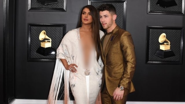 Priyanka Chopra dan suaminya, Nick Jonas, dalam ajang Grammy Awards 2020. Foto: Valerie Macon/AFP