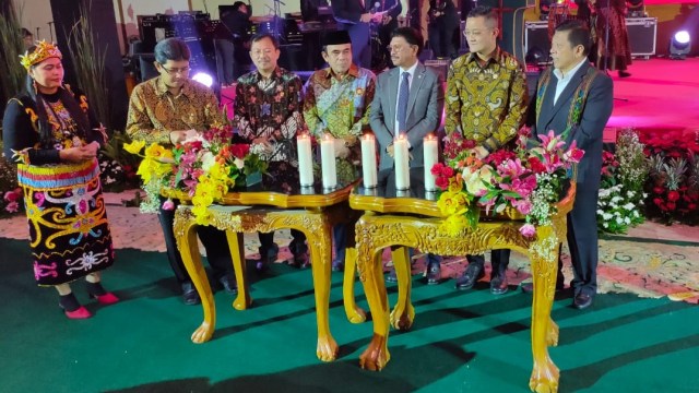 Perayaan Natal di Gedung DPR RI