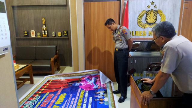 King of The King di Nganjuk, Polisi Temukan Surat Bank Garansi USD 2 M (70230)