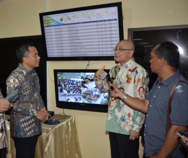 Wakil Ketua Komisi II DPR RI Arwani Thomafi saat melakukan kunjungan lapangan proses rekrutmen CPNS di Kantor Regional I  BKN Yogyakarta, Kamis (30/1/2020) 