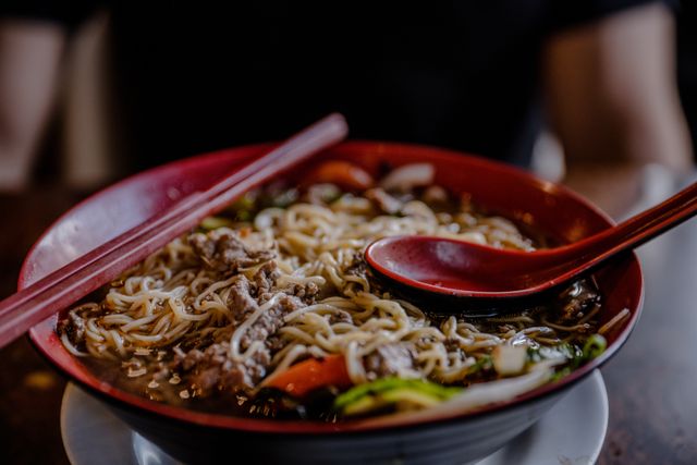 Illustrasi makanan Photo by GoodEats YQR on Unsplash