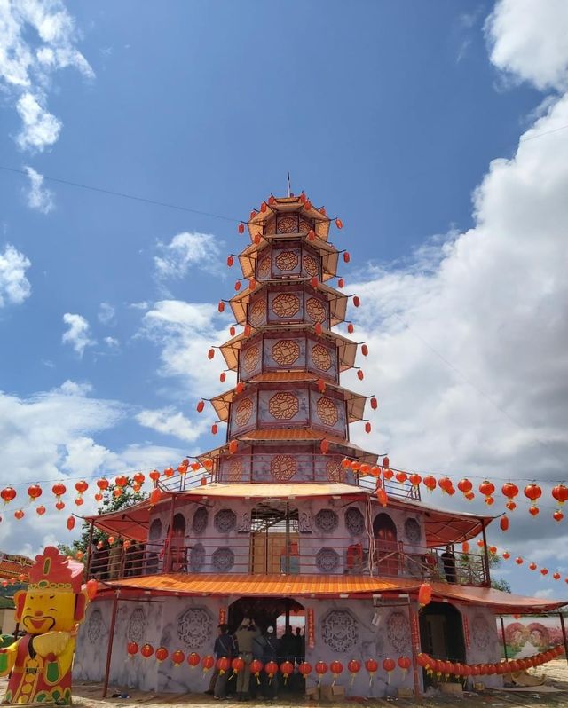 replika pagoda yang masuk MURI - dok Multi Siahaan.jpeg