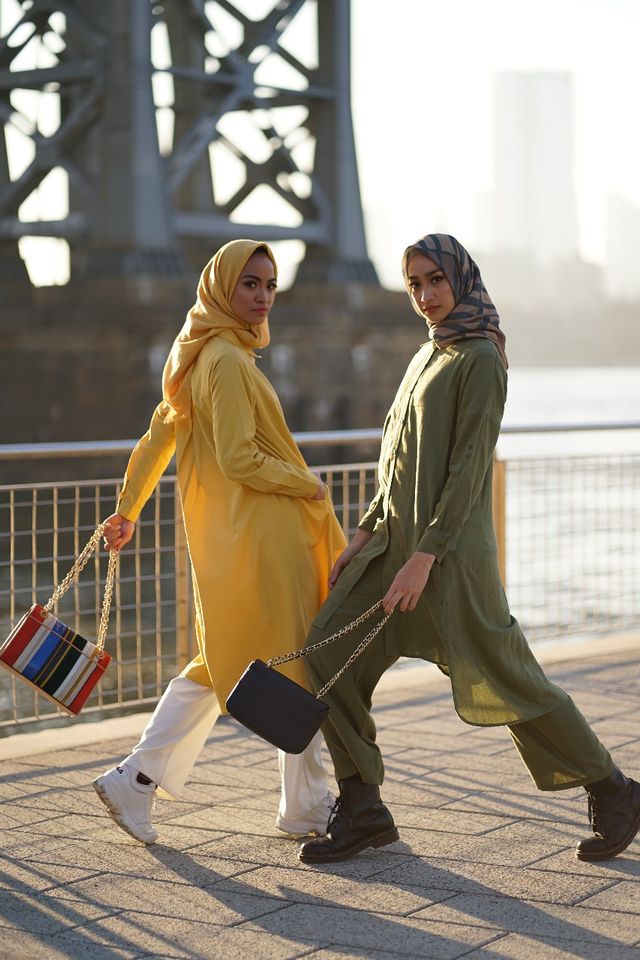 Brooklyn, koleksi terbaru dari brand fashion Muslimah tanah air, Dauky. Foto: Dok. Dauky