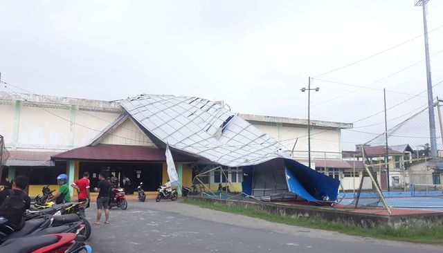 Stadion Karya Bhakti Kuala Tungkal, Tanjung Jabung Barat  Jambi. Foto: Bahara Jati
