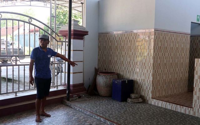 Aksi Pria Mencuri Uang Kotak Amal Masjid di Ponorogo Terekam CCTV